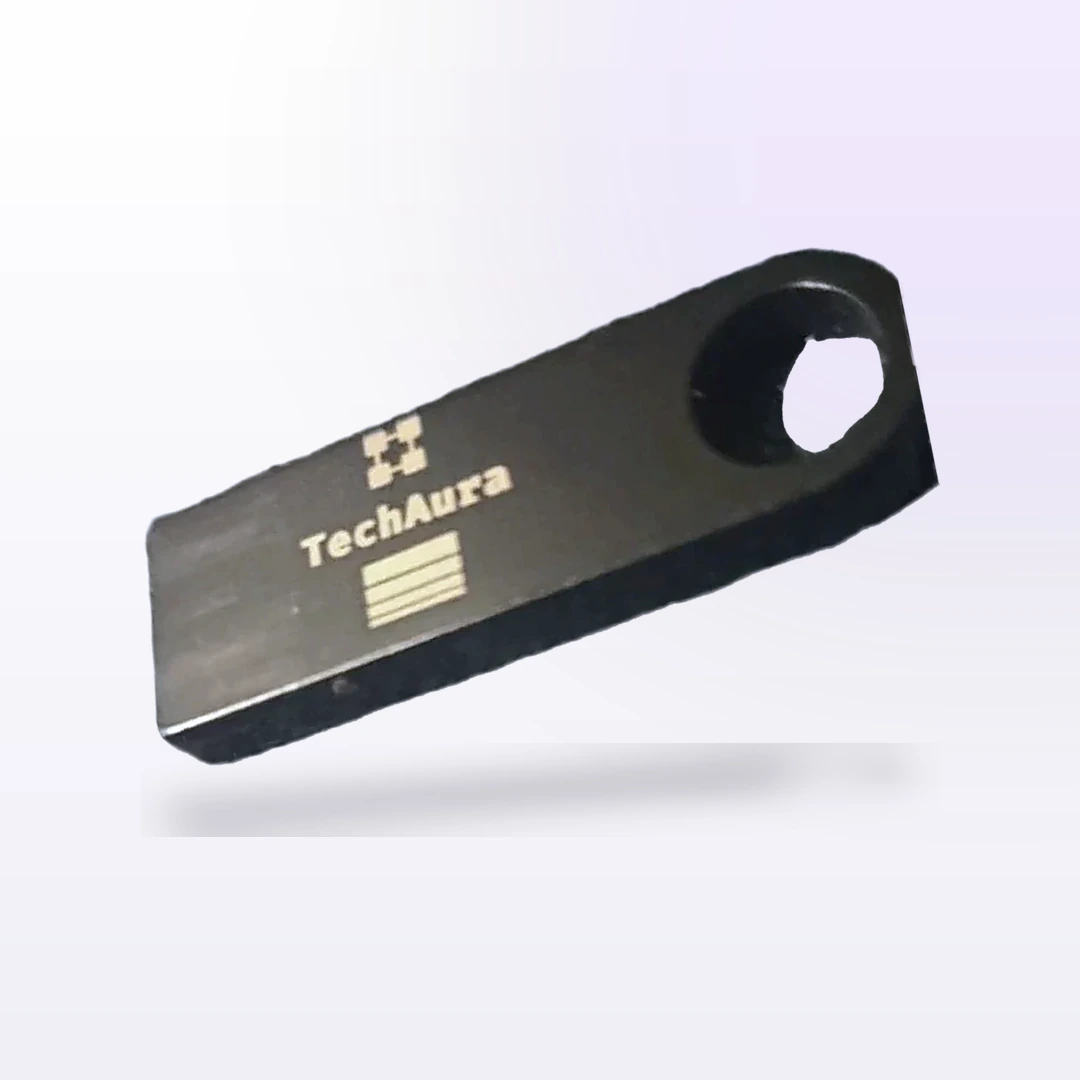USB TechAura personalizada (negra)